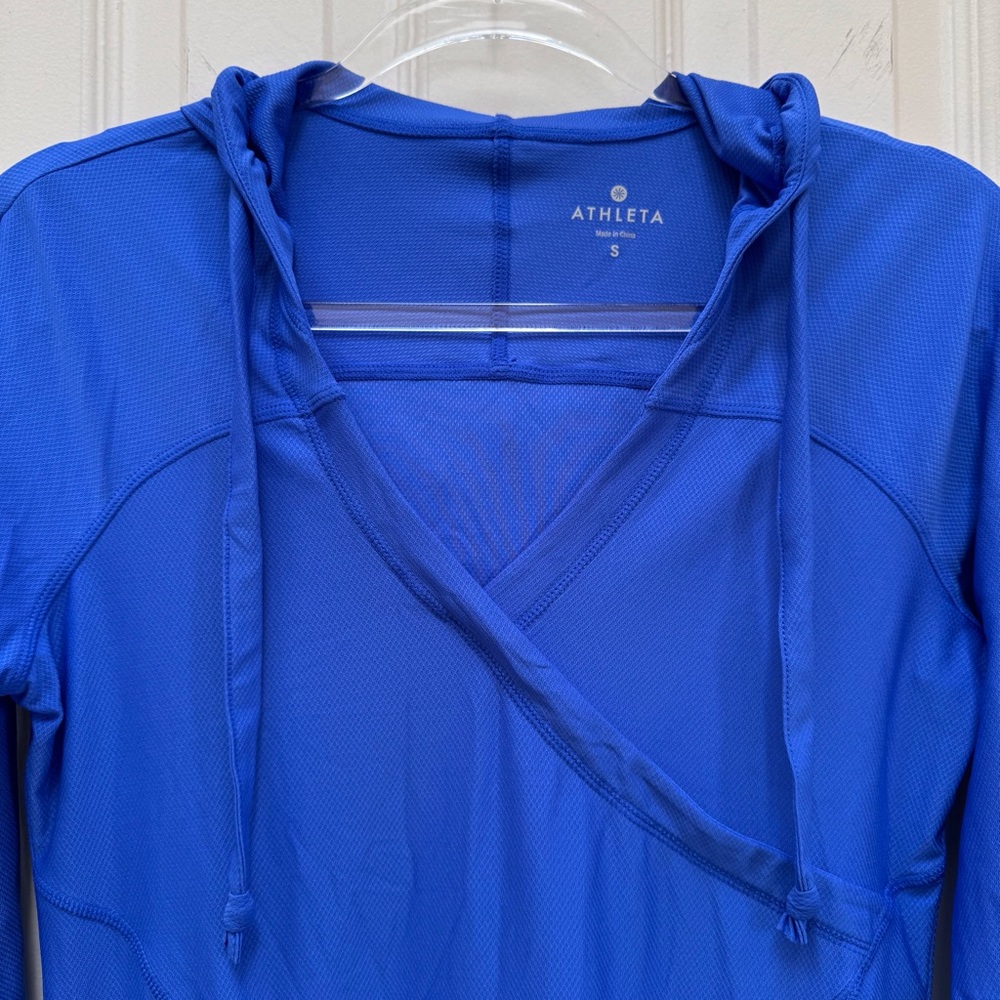Athleta Wick-It Wader Long Sleeve Hoodie Swimsuit Coverup Bora Bora Blue Small - Picture 4 of 11